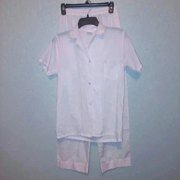 Carole Vintage Polyester Cotton Size 32 Small Pajamas Pink with Floral Accents - Picture 1 of 10